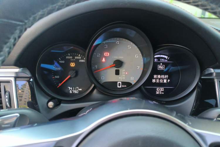 Used Porsche Macan 2017 Macan S 3.0T Instrument Cluster