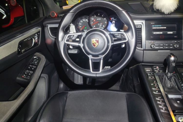 Used Porsche Macan 2017 Macan GTS 3.0T Interior 3