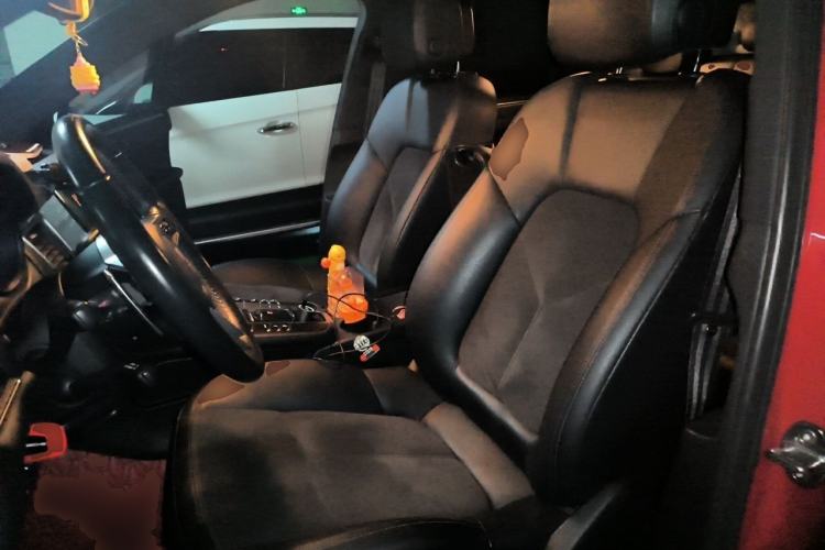 Used Porsche Macan 2017 Macan 2.0T Left Front Seat