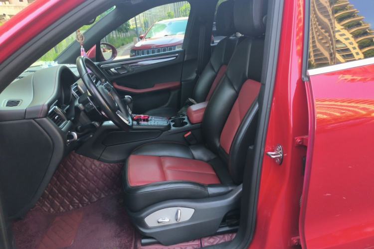 Used Porsche Macan 2017 Macan S 3.0T Left Front Seat