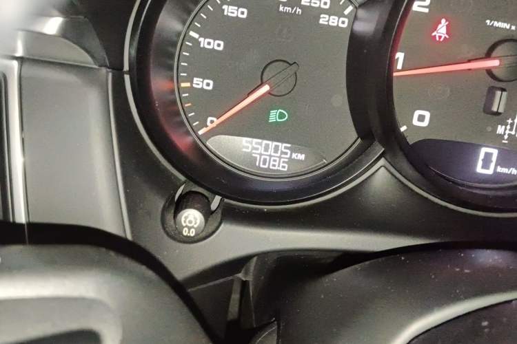 Used Porsche Macan 2017 Macan 2.0T Odometer Close Up