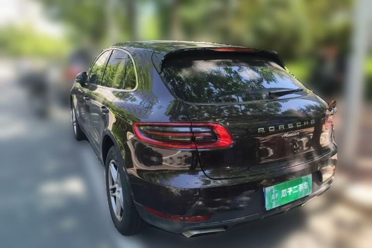 Used Porsche Macan 2017 Macan 2.0T Rear Left 45 Deg