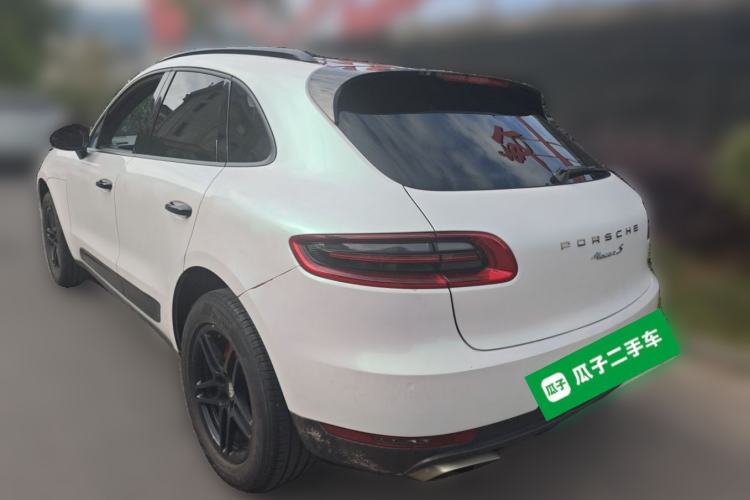 Used Porsche Macan 2017 Macan 2.0T Rear Left 45 Deg