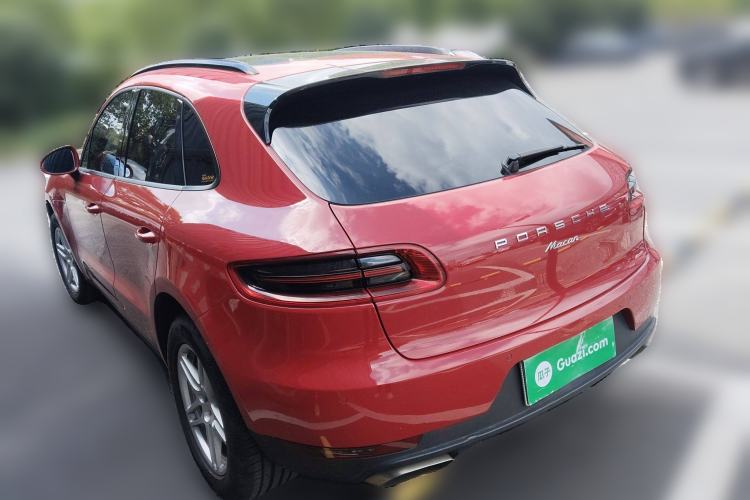 Used Porsche Macan 2017 Macan 2.0T Rear Left 45 Deg