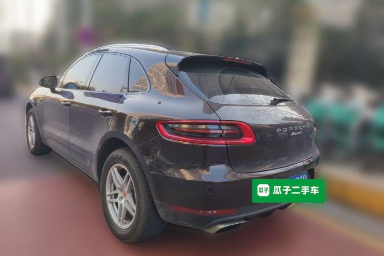 Used Porsche Macan 2017 Macan 2.0T Rear Left 45 Deg
