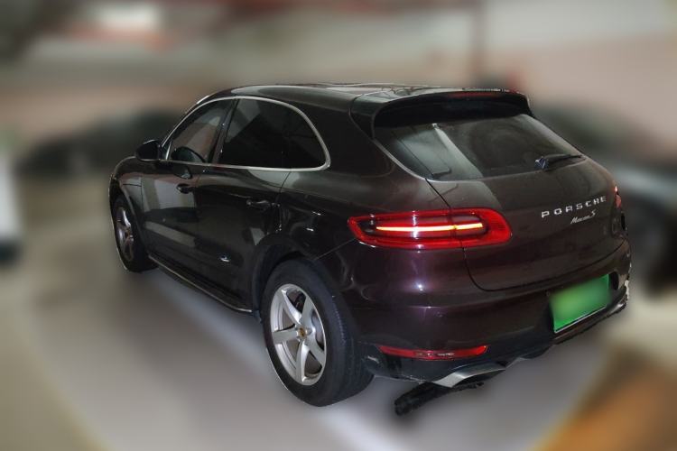 Used Porsche Macan 2017 Macan 2.0T Rear Left 45 Deg