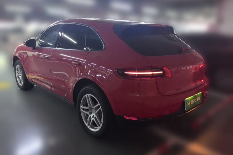 Used Porsche Macan 2017 Macan 2.0T Rear Left 45 Deg