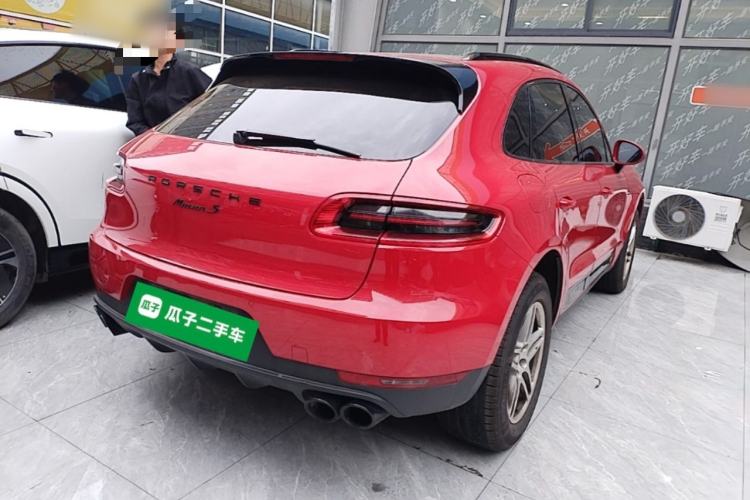 Used Porsche Macan 2017 Macan S 3.0T Rear Right 45 Deg