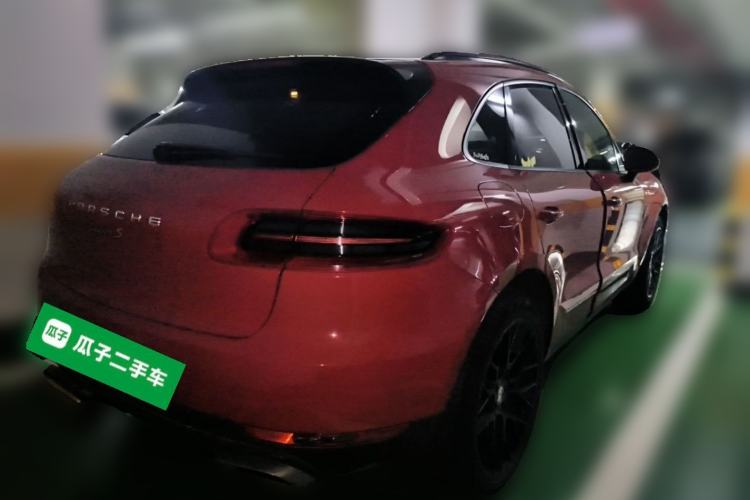 Used Porsche Macan 2017 Macan 2.0T Rear Right 45 Deg