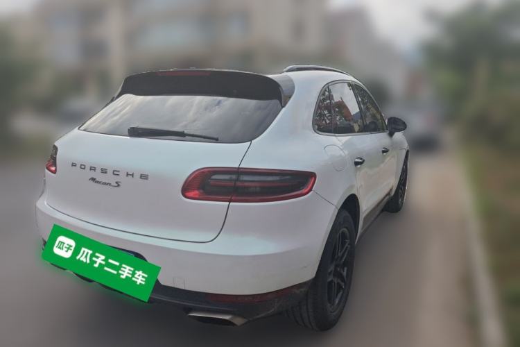 Used Porsche Macan 2017 Macan 2.0T Rear Right 45 Deg