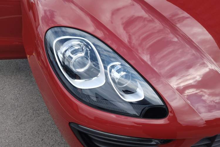 Used Porsche Macan 2017 Macan 2.0T Right Front Headlight