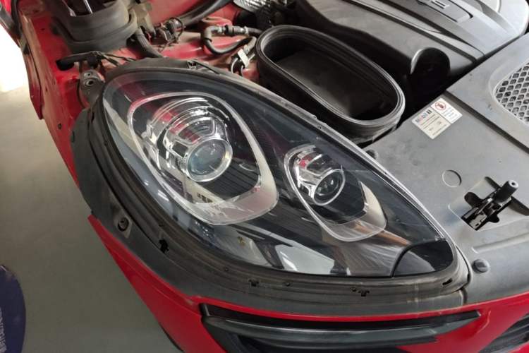 Used Porsche Macan 2017 Macan 2.0T Right Front Headlight