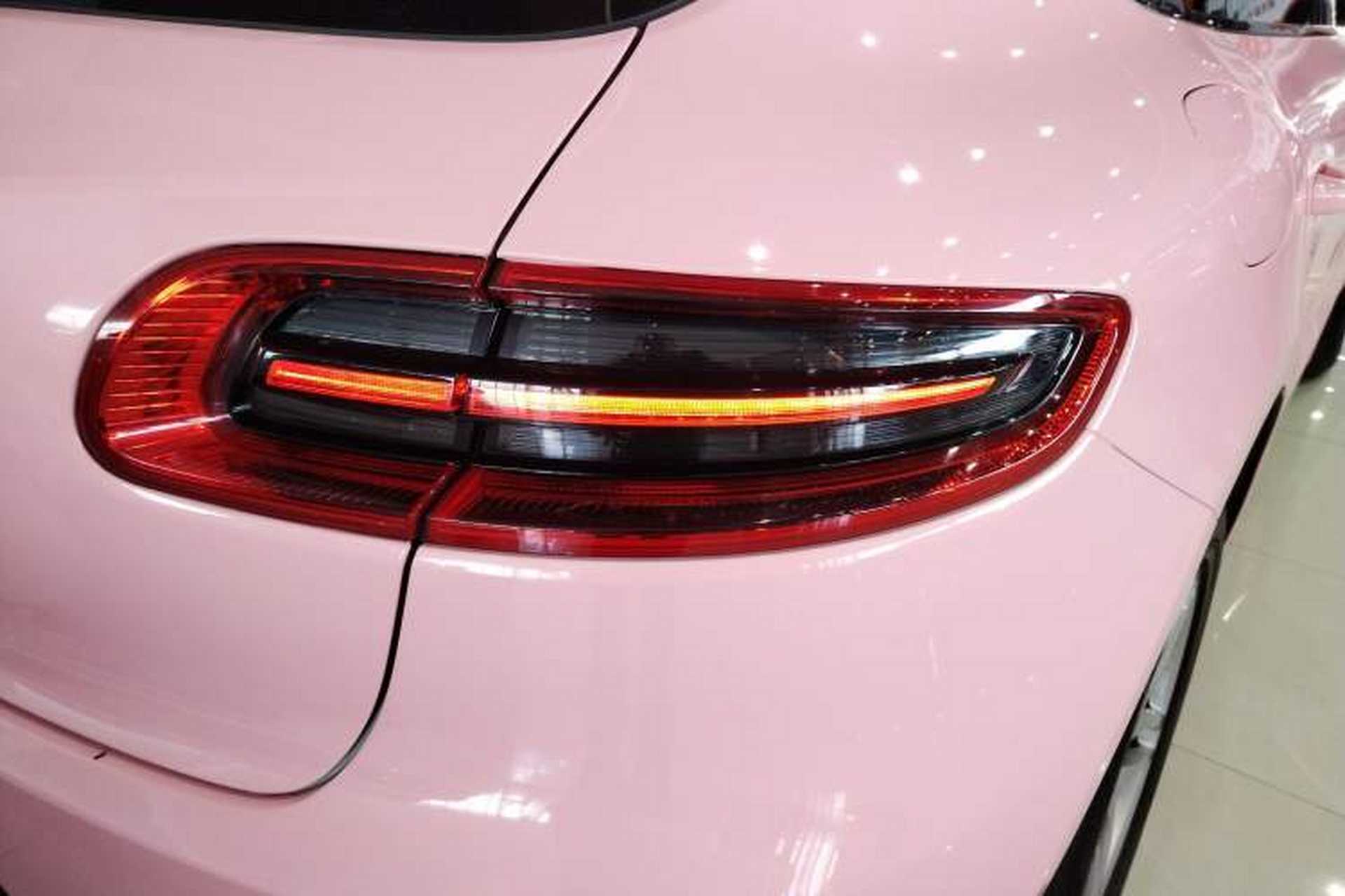 Used Porsche Macan 2017 Macan S 3.0T Right Rear Taillight