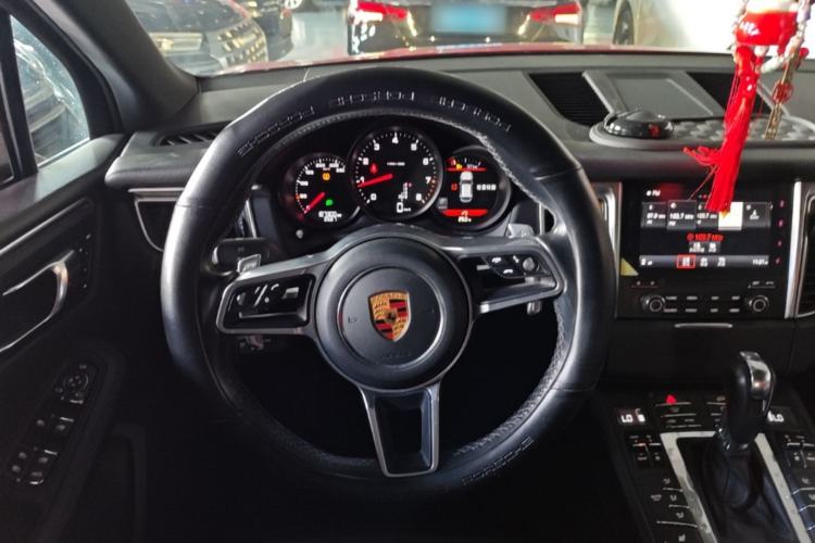 Used Porsche Macan 2017 Macan 2.0T Steering Wheel