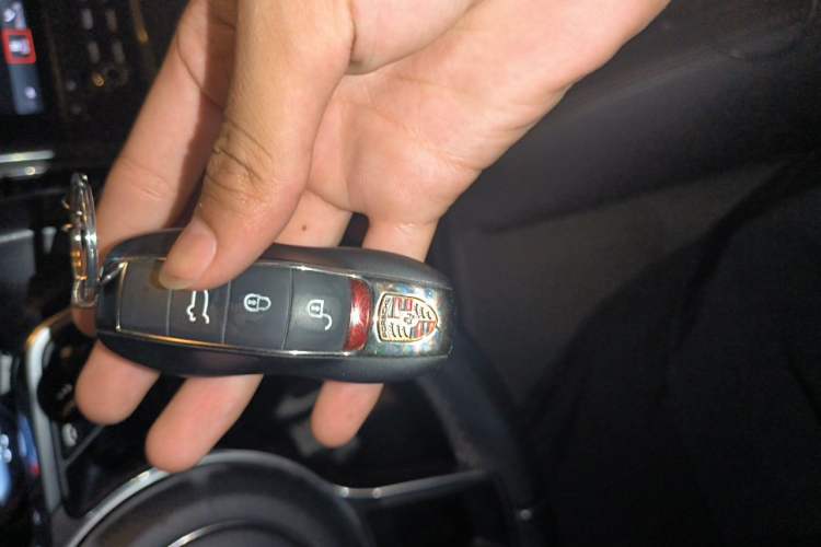 Used Porsche Macan 2017 Macan 2.0T Vehicle Key
