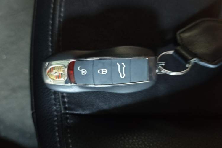 Used Porsche Macan 2017 Macan 2.0T Vehicle Key