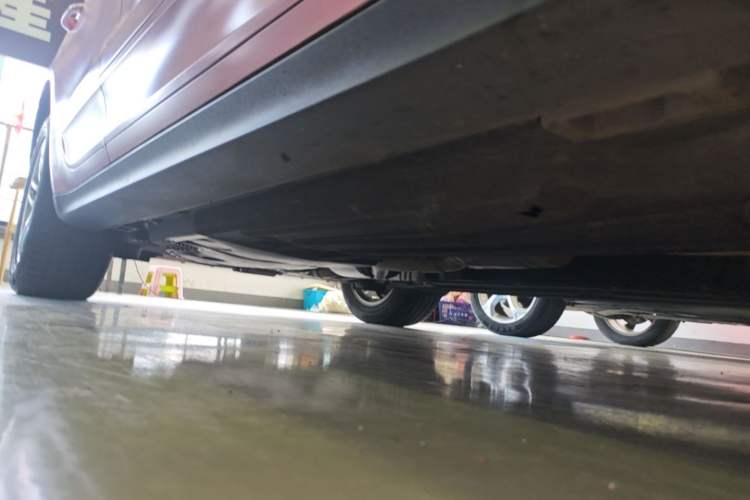 Used Porsche Macan 2017 Macan 2.0T Right Side Sill
