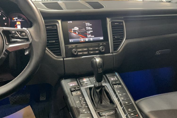 Used Porsche Macan 2017 Macan 2.0T Audio And AC Panel