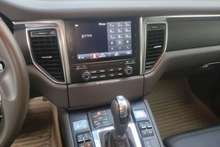 Used Porsche Macan 2017 Macan 2.0T Audio And AC Panel
