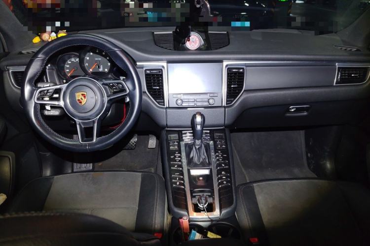 Used Porsche Macan 2017 Macan 2.0T Center Console