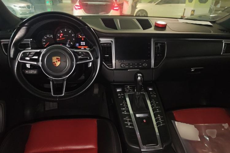 Used Porsche Macan 2017 Macan 2.0T Center Console