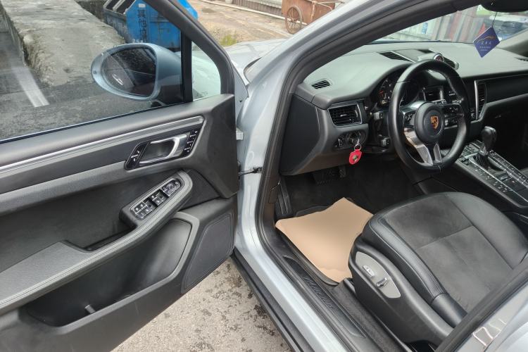 Used Porsche Macan 2017 Macan 2.0T Driver Seat