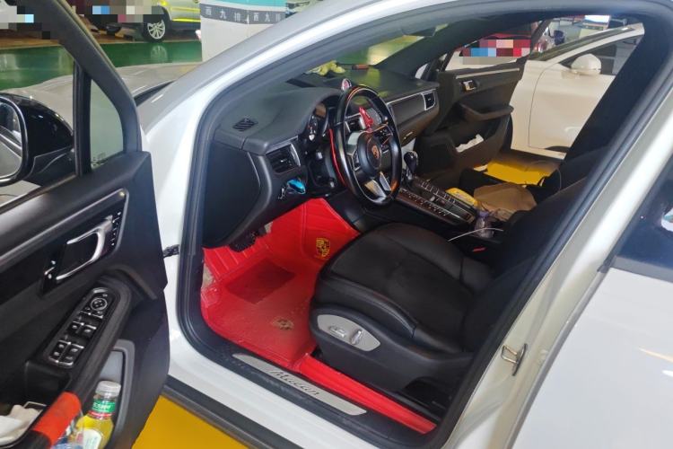 Used Porsche Macan 2017 Macan 2.0T Driver Seat