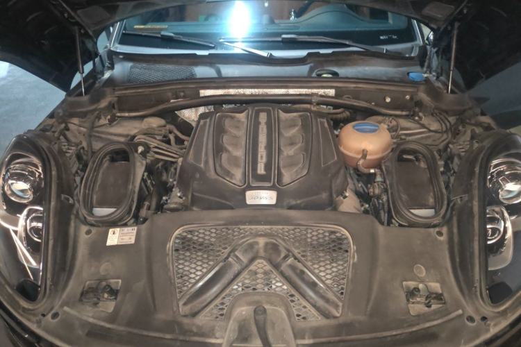 Used Porsche Macan 2017 Macan S 3.0T Engine Bay