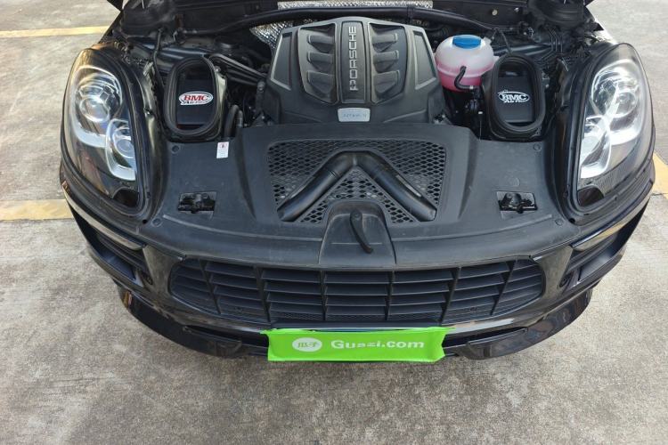 Used Porsche Macan 2017 Macan S 3.0T Engine Bay