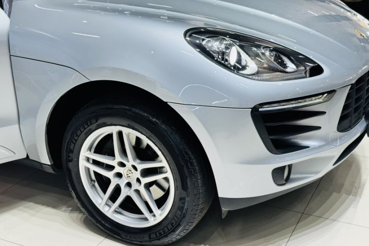 Used Porsche Macan 2017 Macan 2.0T Exterior 6