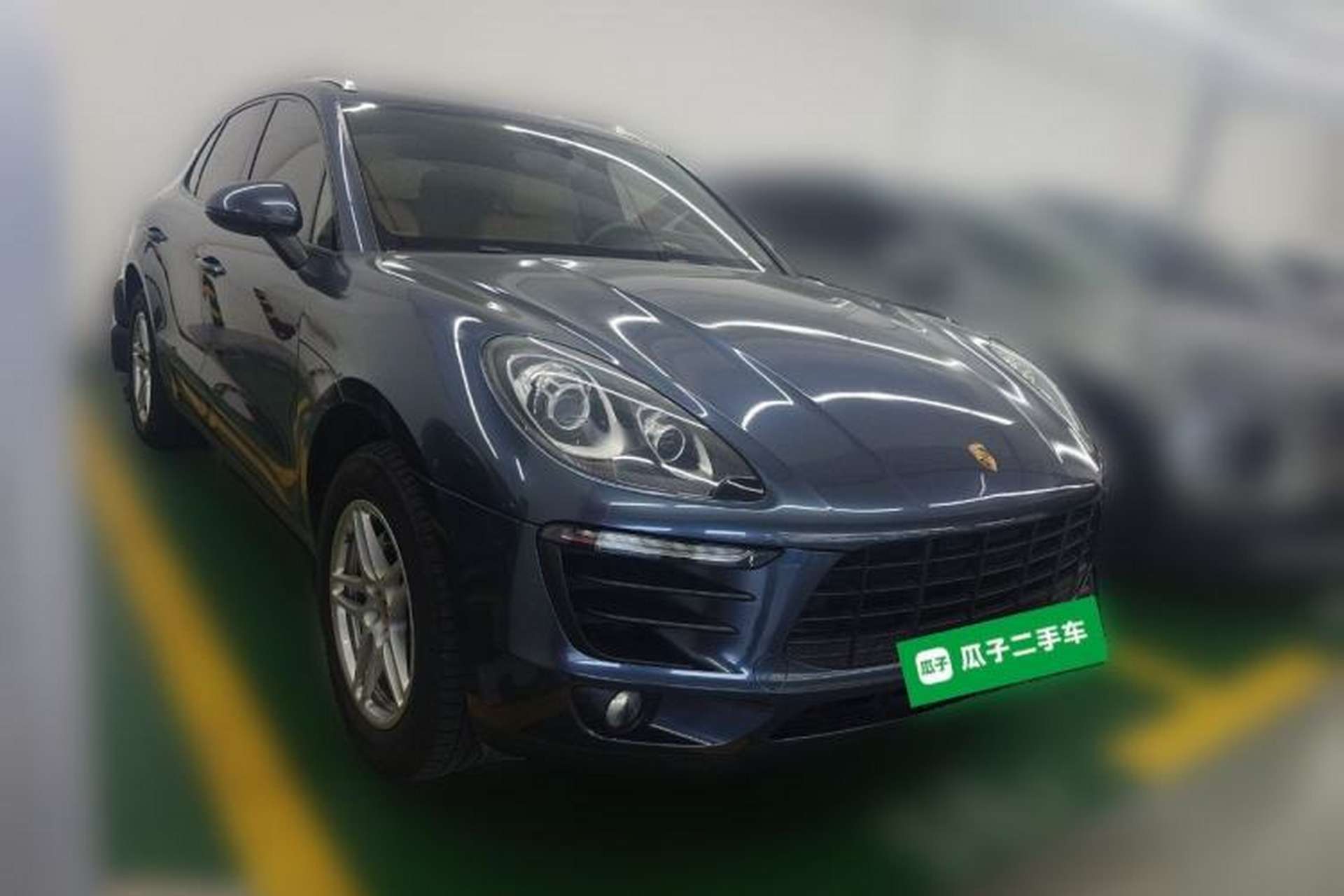 Used Porsche Macan 2017 Macan 2.0T Front Right 45 Deg