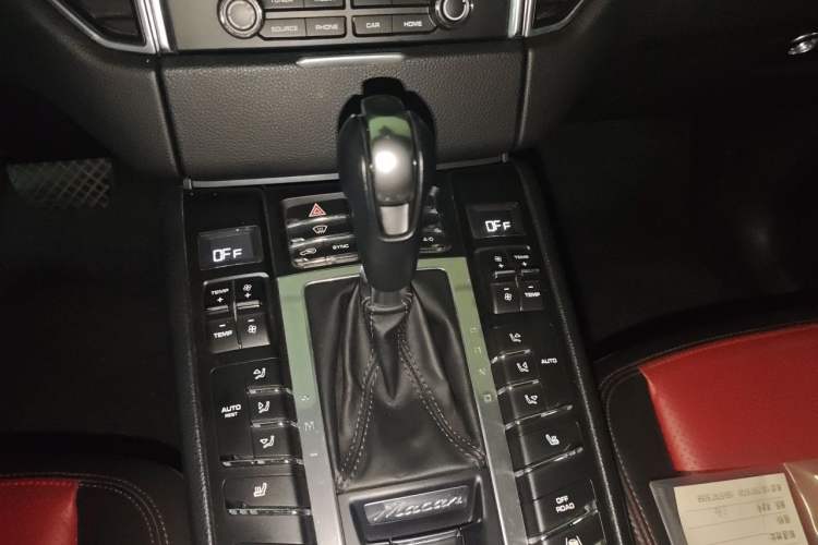 Used Porsche Macan 2017 Macan 2.0T Gear Lever
