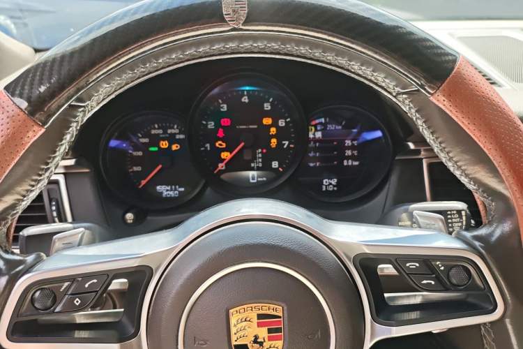 Used Porsche Macan 2017 Macan 2.0T Instrument Cluster