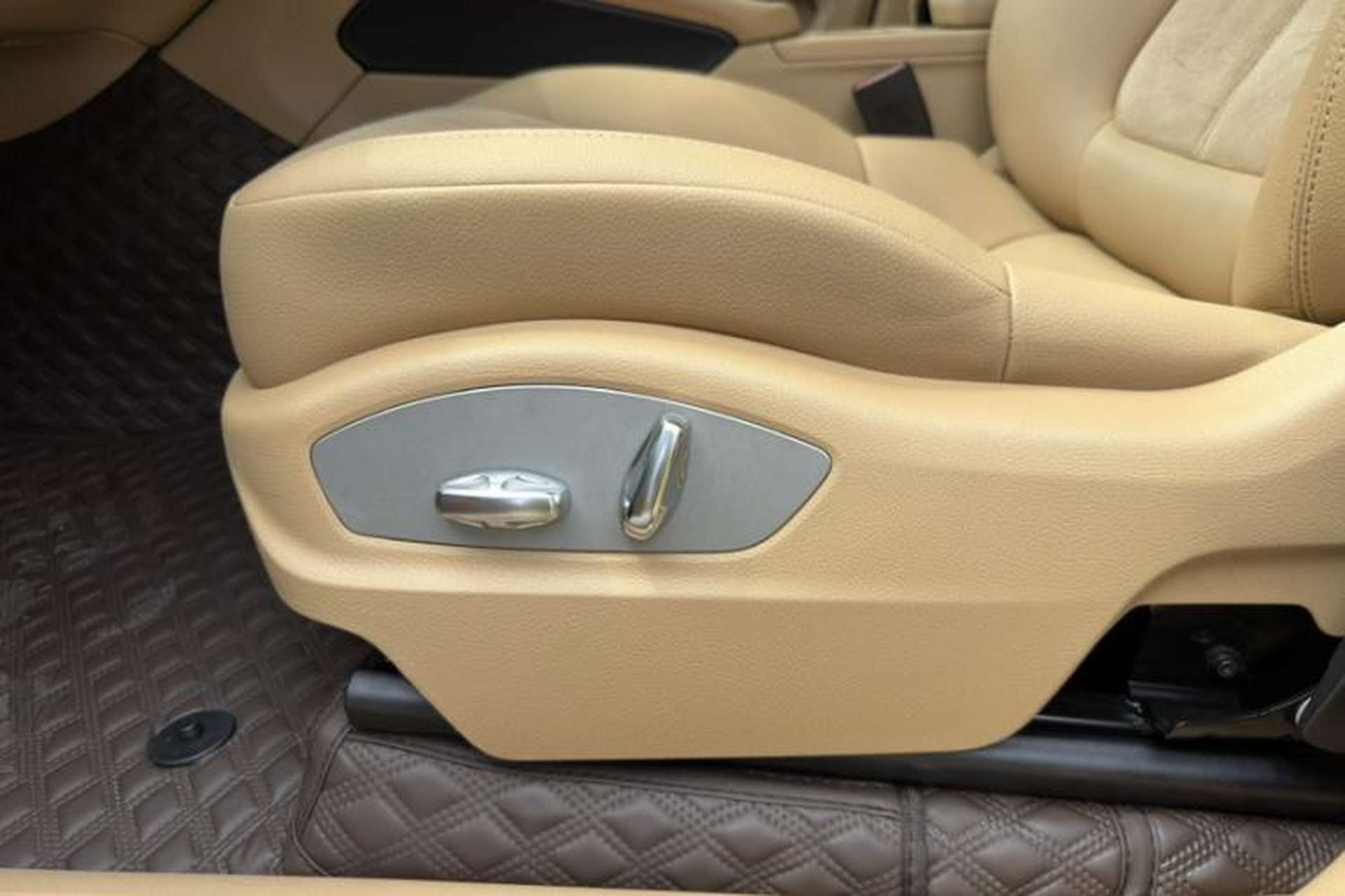 Used Porsche Macan 2017 Macan 2.0T Interior 7