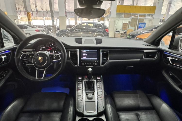Used Porsche Macan 2017 Macan 2.0T Interior 7
