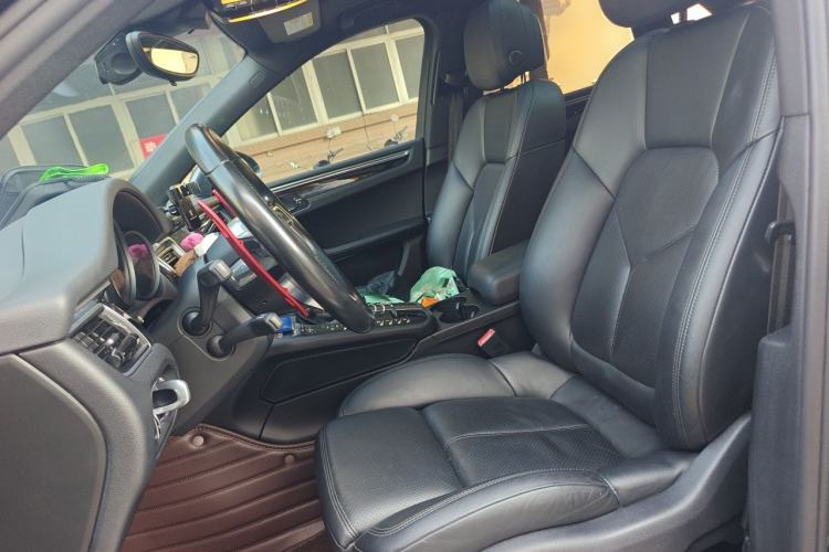 Used Porsche Macan 2017 Macan S 3.0T Left Front Seat