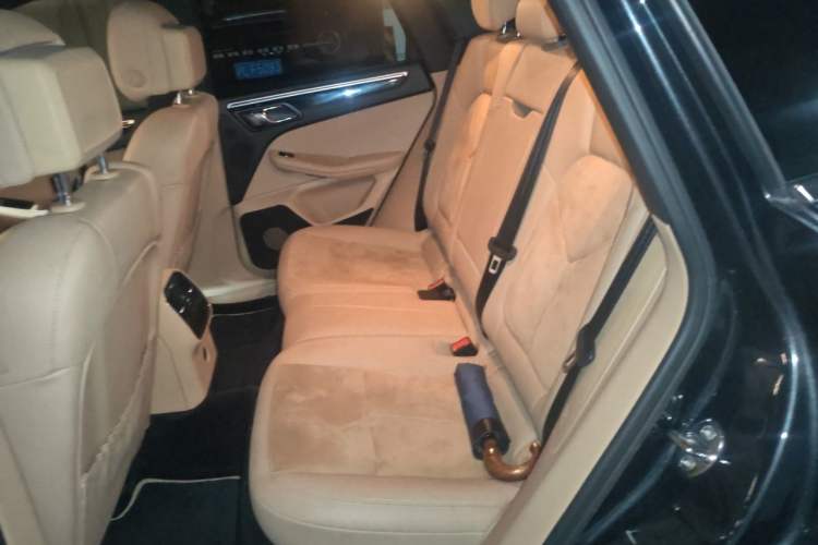 Used Porsche Macan 2017 Macan S 3.0T Left Rear Seat