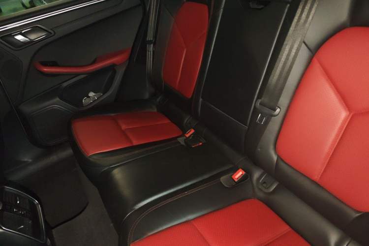 Used Porsche Macan 2017 Macan 2.0T Left Rear Seat