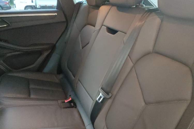 Used Porsche Macan 2017 Macan 2.0T Left Rear Seat