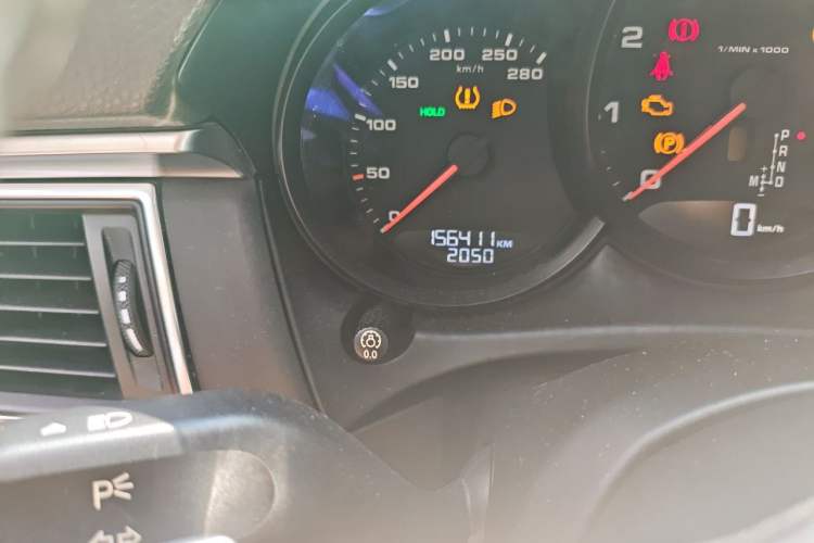 Used Porsche Macan 2017 Macan 2.0T Odometer Close Up