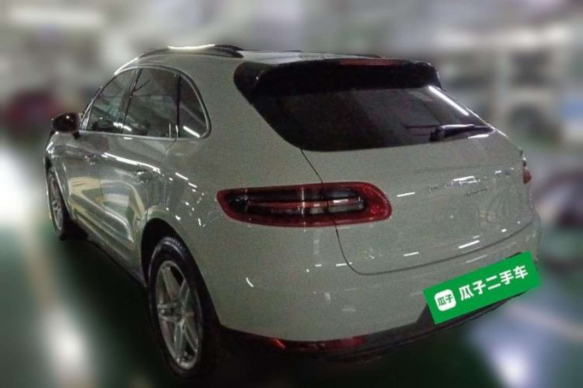 Used Porsche Macan 2017 Macan 2.0T Rear Left 45 Deg