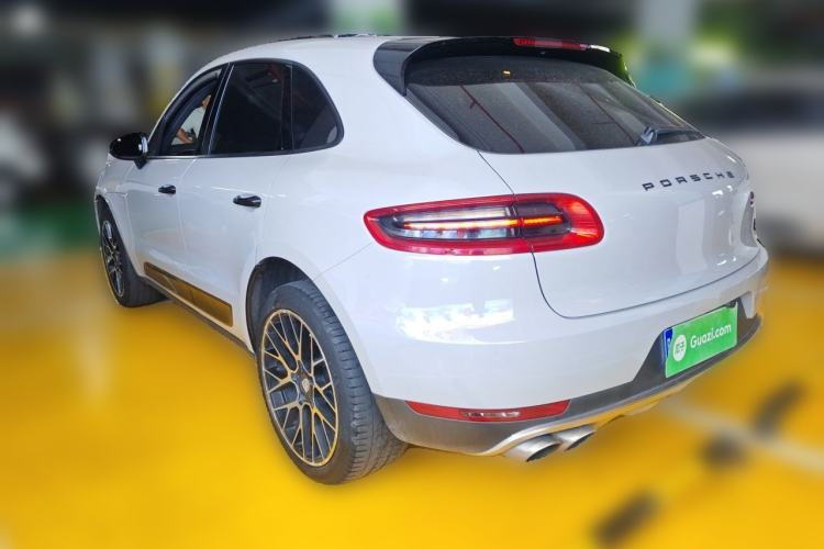 Used Porsche Macan 2017 Macan 2.0T Rear Left 45 Deg
