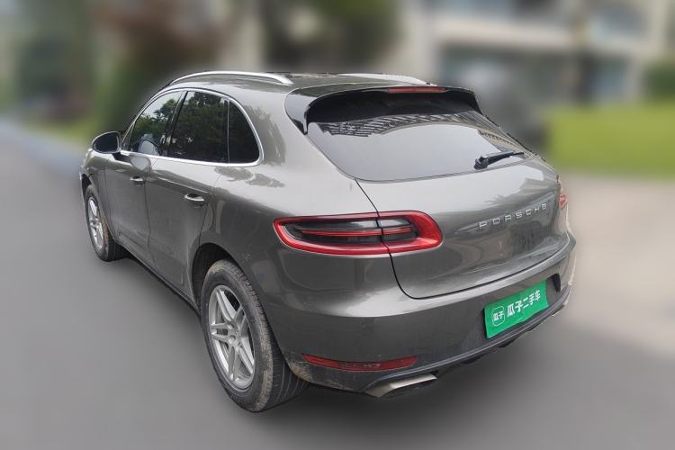 Used Porsche Macan 2017 Macan 2.0T Rear Left 45 Deg