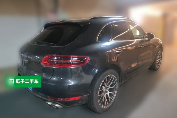 Used Porsche Macan 2017 Macan S 3.0T Rear Right 45 Deg