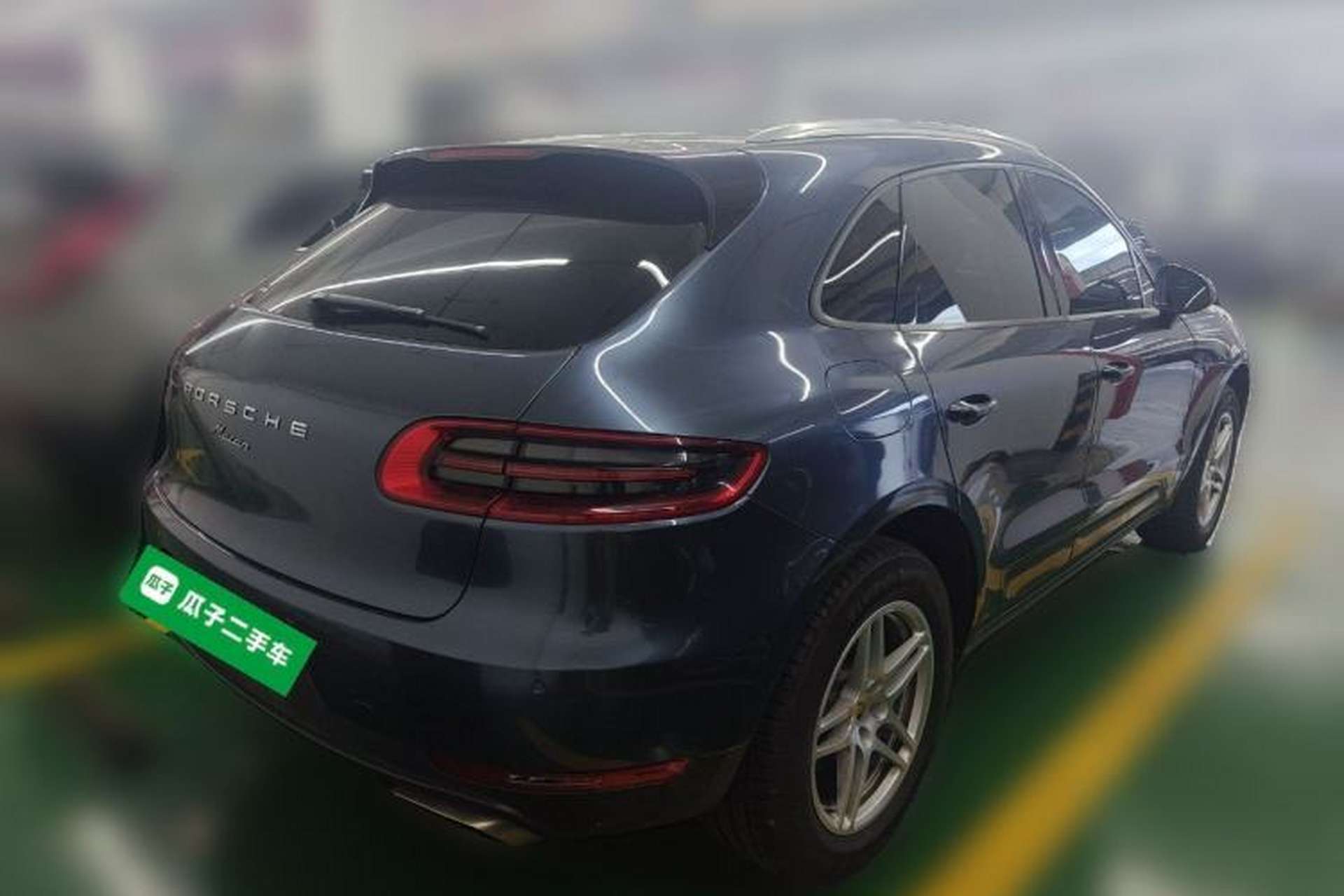 Used Porsche Macan 2017 Macan 2.0T Rear Right 45 Deg