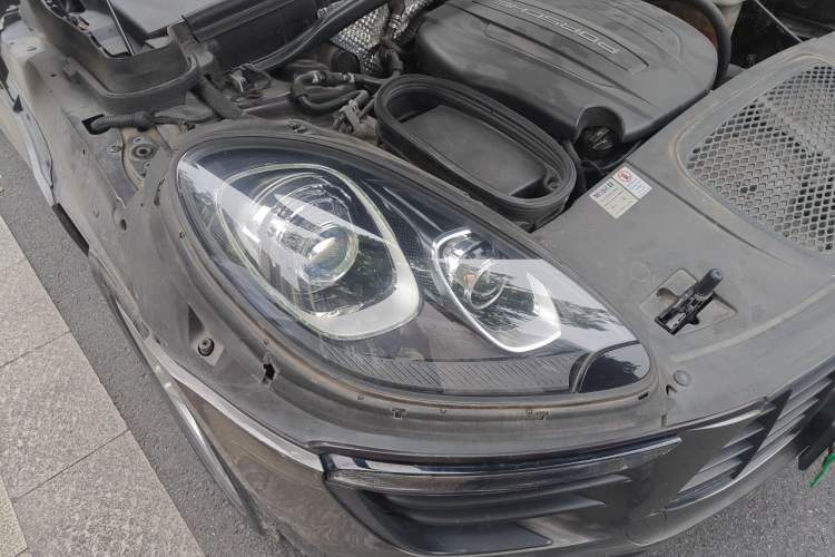 Used Porsche Macan 2017 Macan 2.0T Right Front Headlight
