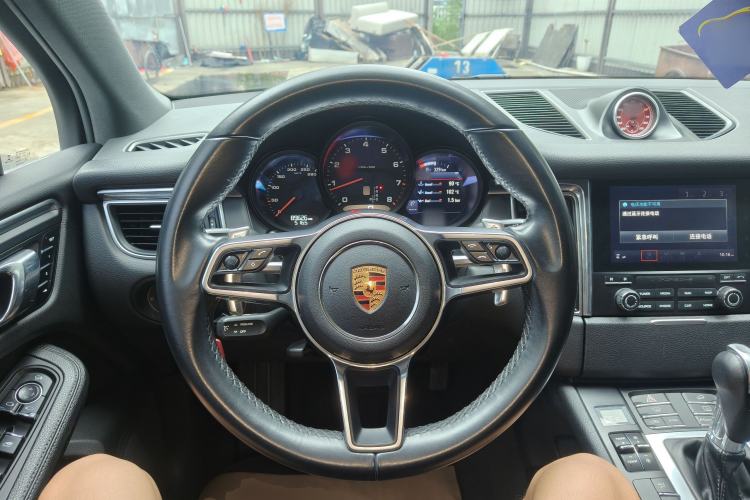 Used Porsche Macan 2017 Macan 2.0T Steering Wheel