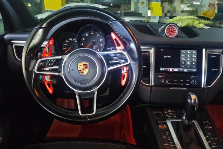 Used Porsche Macan 2017 Macan 2.0T Steering Wheel