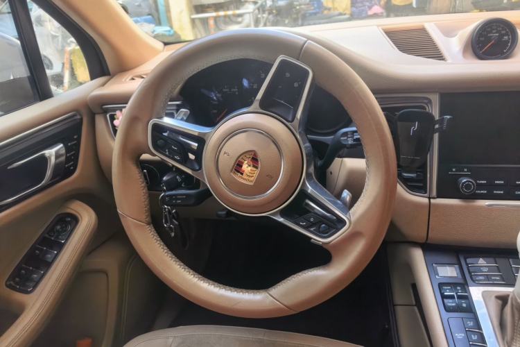 Used Porsche Macan 2017 Macan 2.0T Steering Wheel