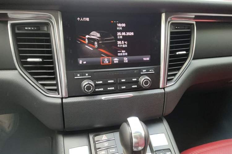 Used Porsche Macan 2017 Macan 2.0T Audio And AC Panel
